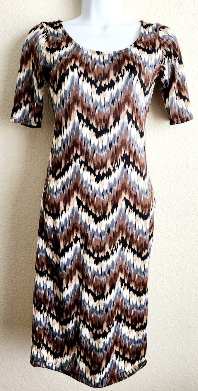 Fashion Dazzle Brown Black Gray Chevron Striped Dress XS Lightweight Stretchy